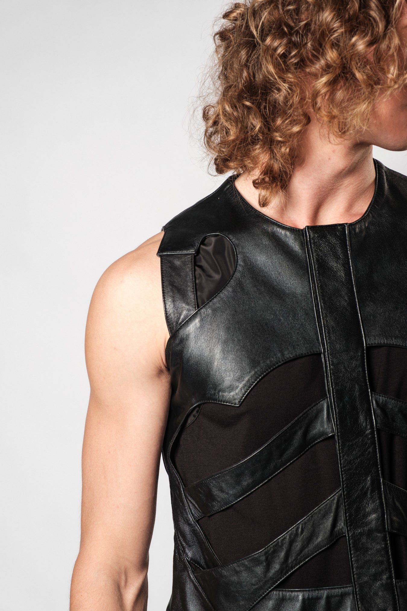 Avatar Leather Male