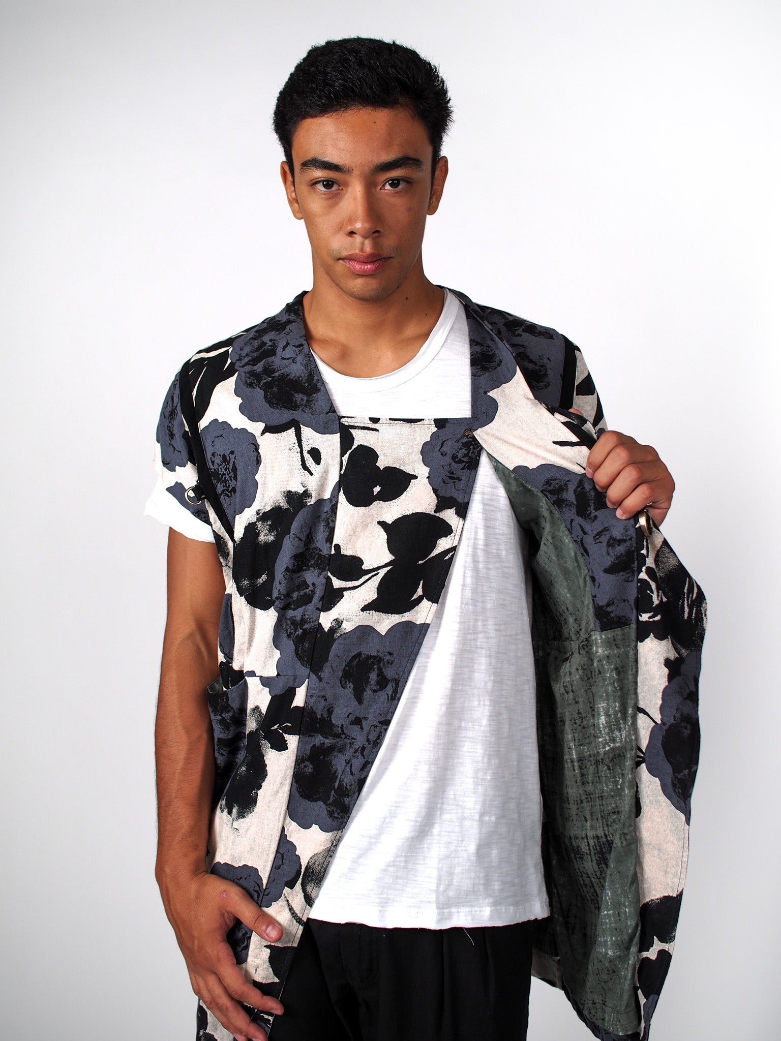 Excalibur Linen Printed Jacket